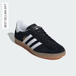NWT & Box Adidas Gazelle Indoor Blk/Wht men’s size 5 women’s size 6.5